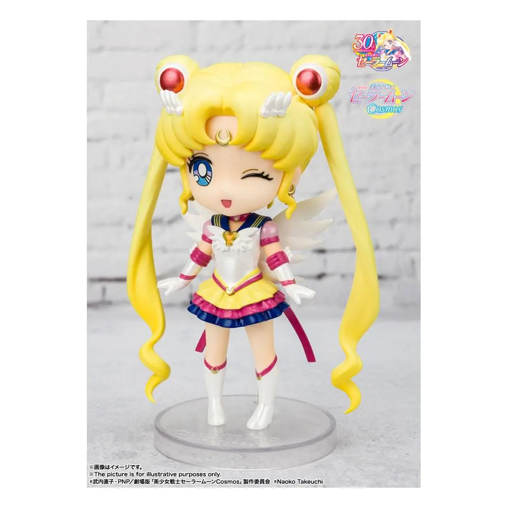 Sailor Moon Cosmos Figuarts mini akciófigura Eternal Sailor Moon 9 cm termékfotó