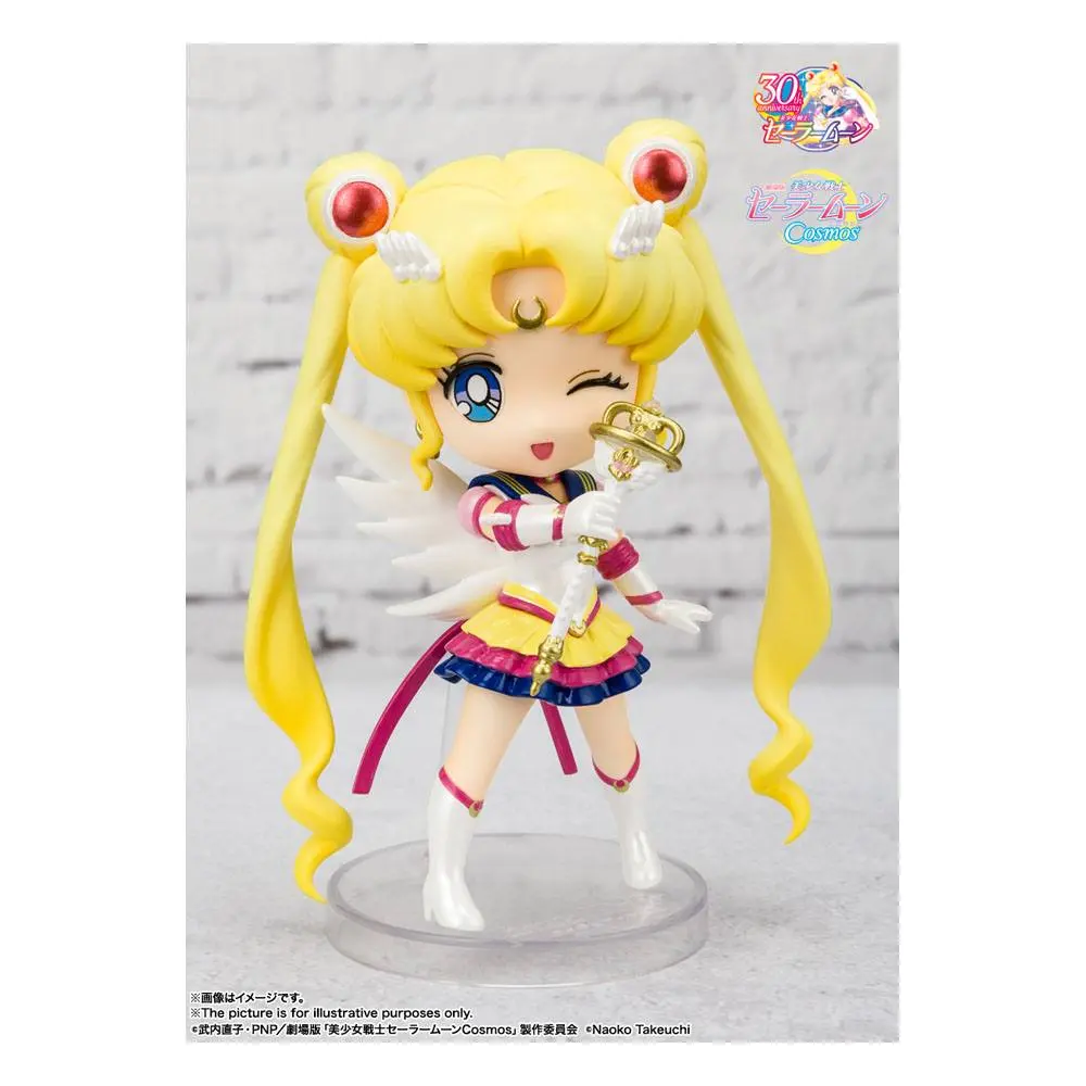 Sailor Moon Cosmos Figuarts mini akciófigura Eternal Sailor Moon 9 cm termékfotó