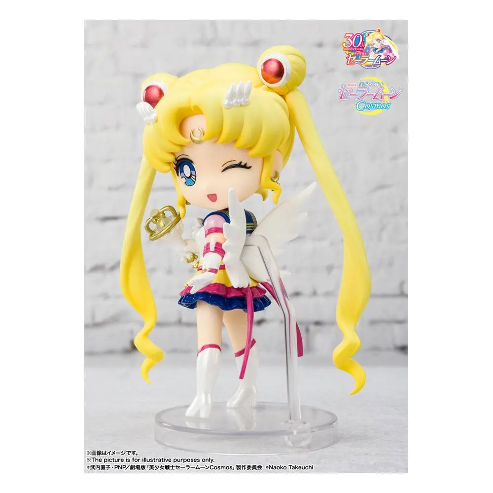 Sailor Moon Cosmos Figuarts mini akciófigura Eternal Sailor Moon 9 cm termékfotó