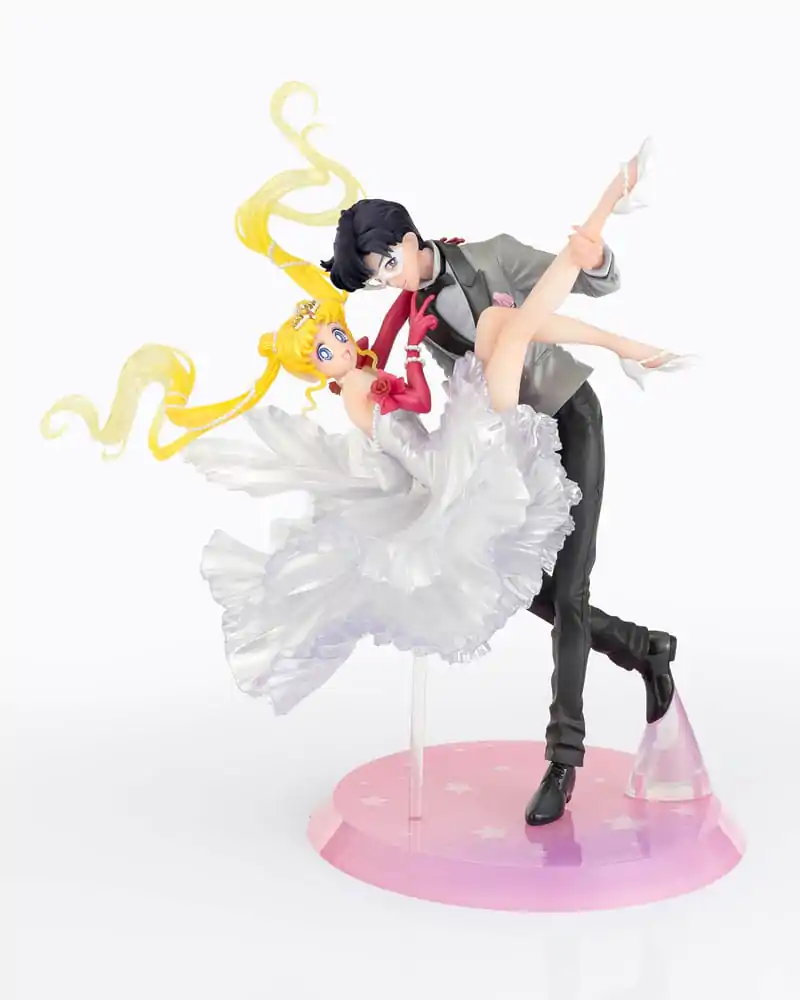 Sailor Moon FiguartsZERO Chouette Usagi &amp; Tuxedo Mask Moonlight Glow Edition PVC szobor figura 24 cm termékfotó