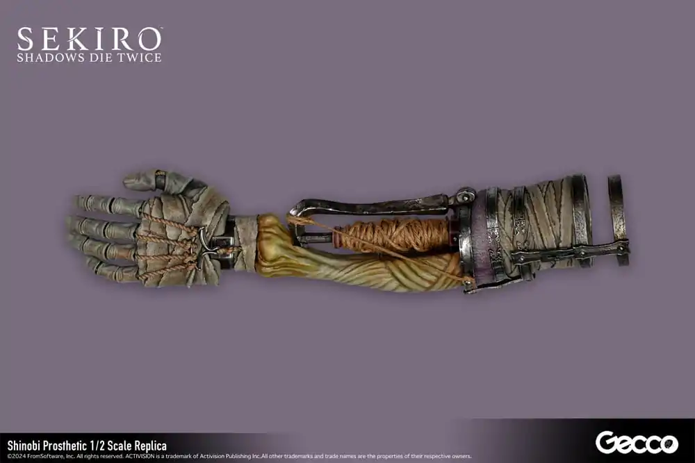 Sekiro: Shadows Die Twice 1/2 Shinobi Prosthetic replika 32 cm termékfotó