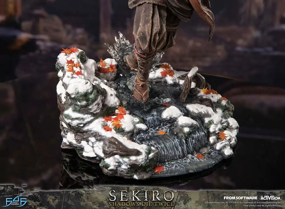 Sekiro: Shadows Die Twice Sekiro szobor figura 32 cm termékfotó