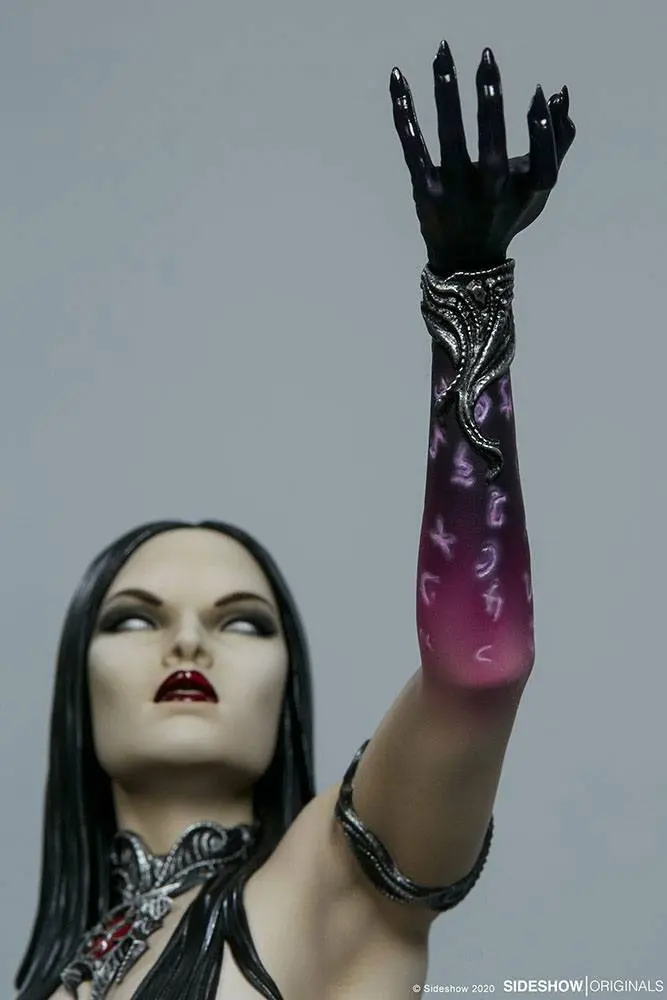 Sideshow Originals Dark Sorceress: Guardian of the Void  szobor figura 51 cm termékfotó