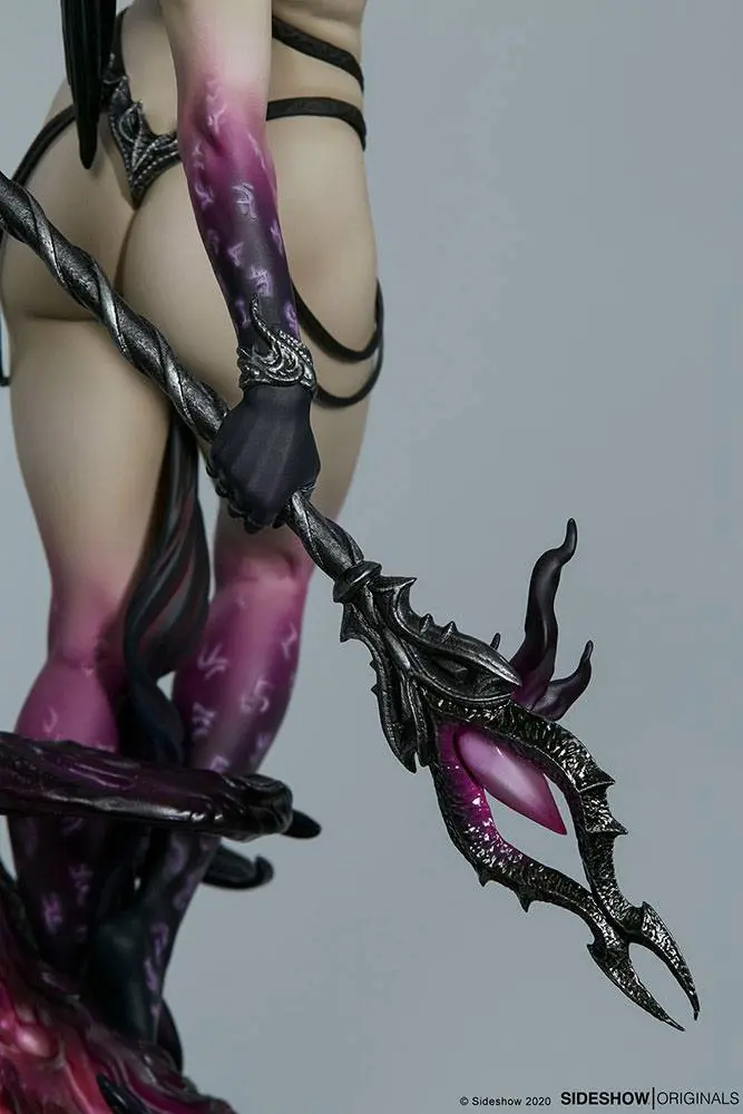 Sideshow Originals Dark Sorceress: Guardian of the Void  szobor figura 51 cm termékfotó