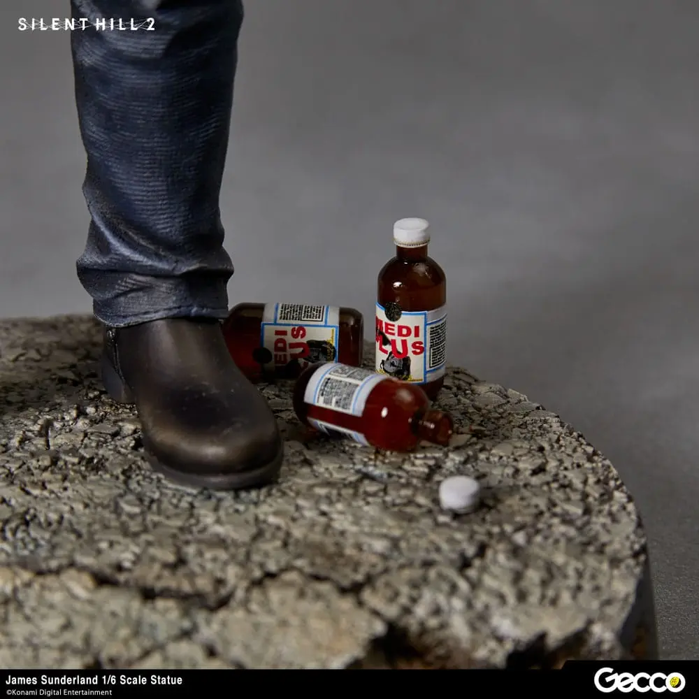 Silent Hill 2 1/6 James Sunderland PVC szobor figura 31 cm termékfotó