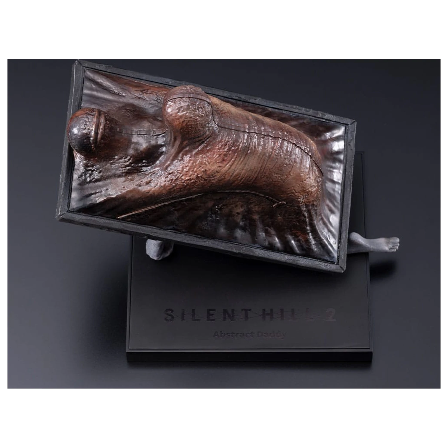 Silent Hill 2 Oshi Works Abstract Daddy szobor figura 15 cm      termékfotó