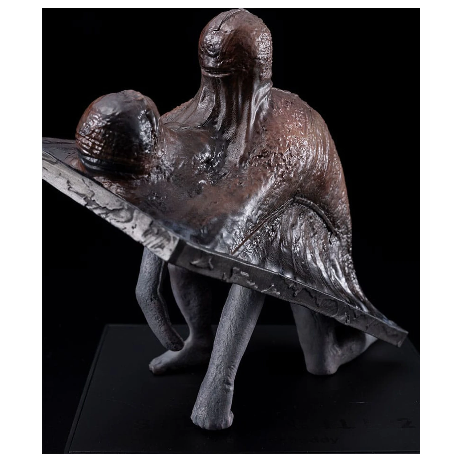 Silent Hill 2 Oshi Works Abstract Daddy szobor figura 15 cm      termékfotó