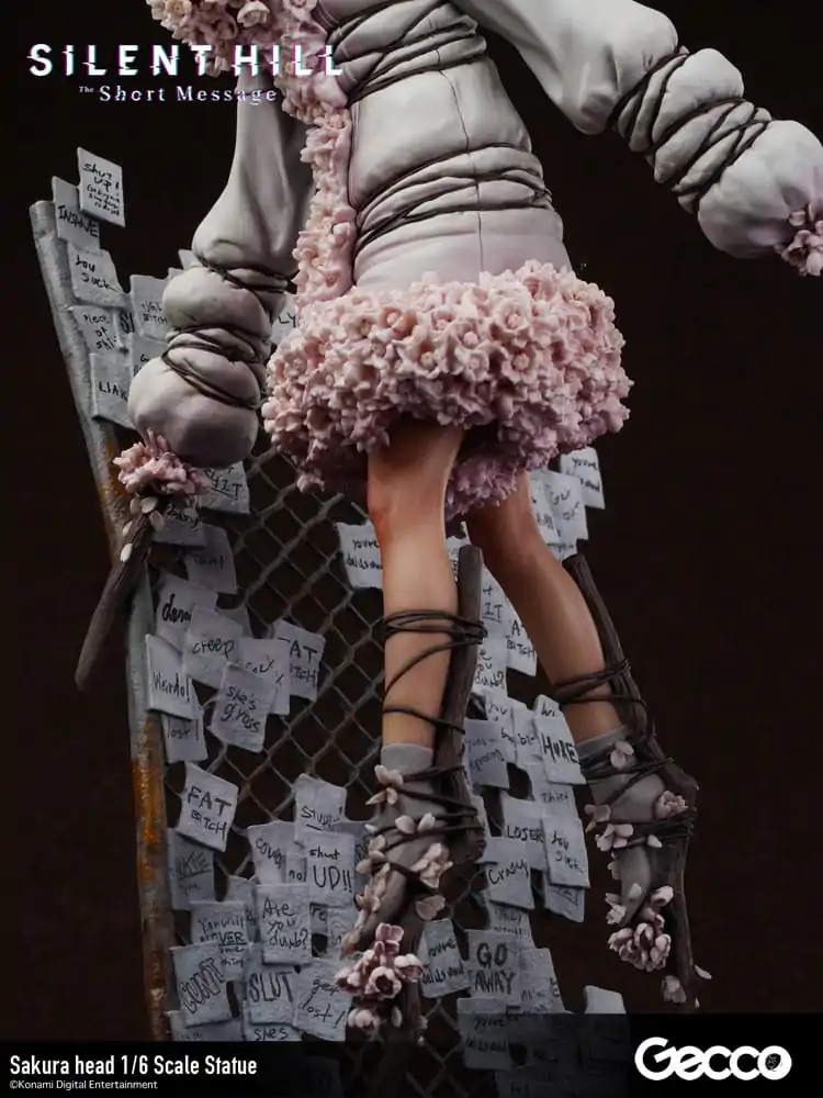 Silent Hill: The Short Message 1/6 Sakura head szobor figura 41 cm termékfotó