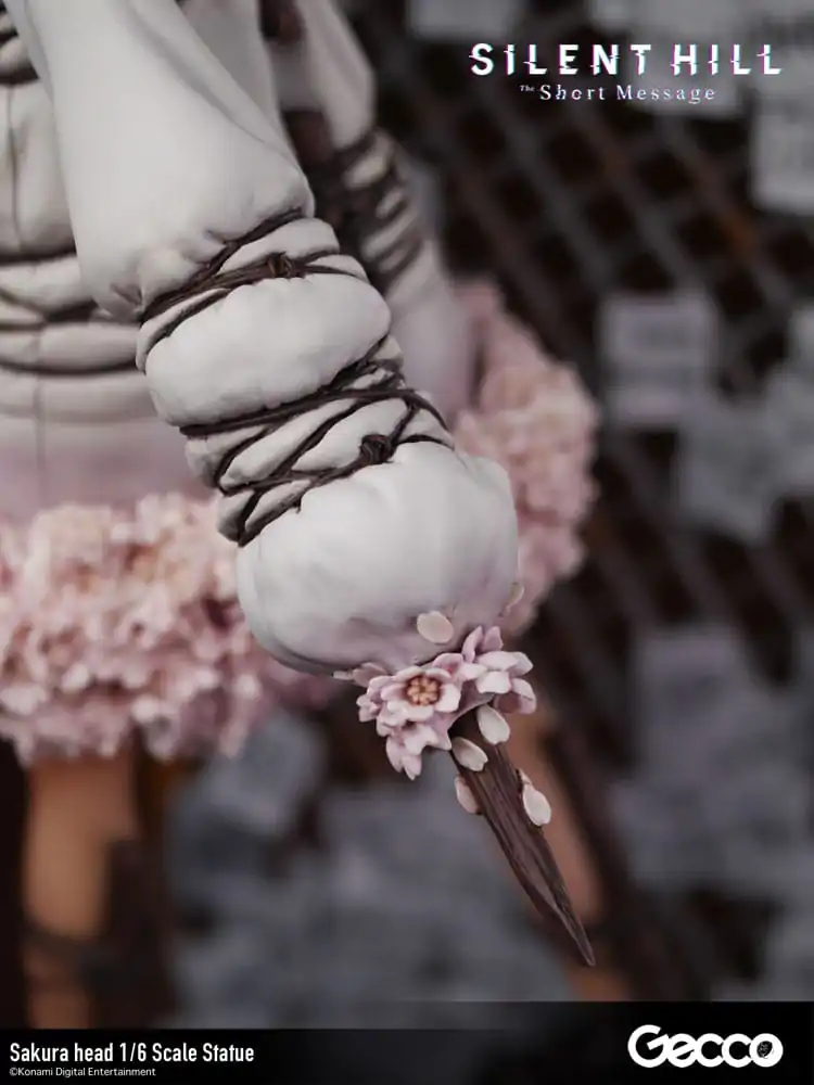 Silent Hill: The Short Message 1/6 Sakura head szobor figura 41 cm termékfotó