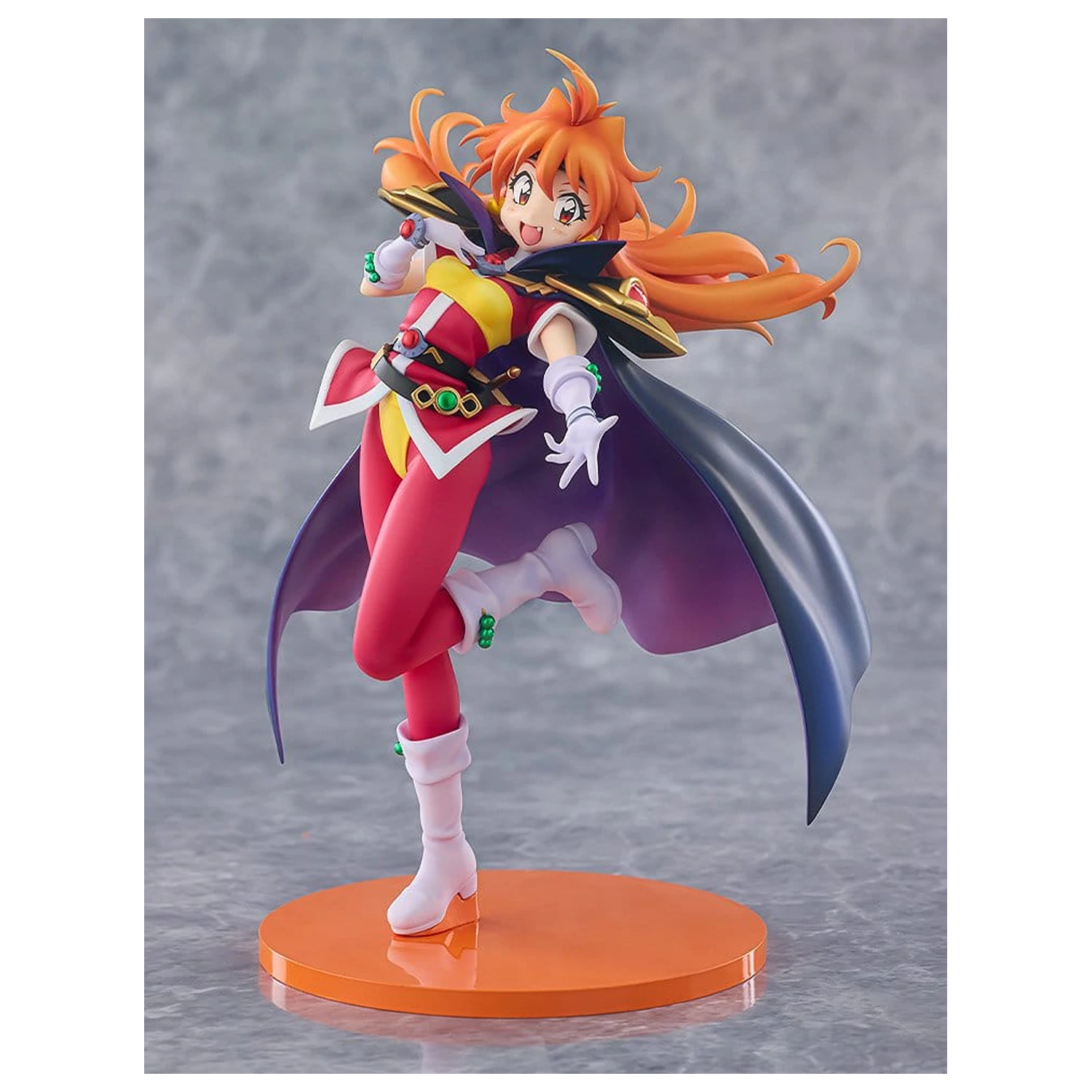 Slayers Lina Inverse Light Novel PVC figura 16 cm termékfotó