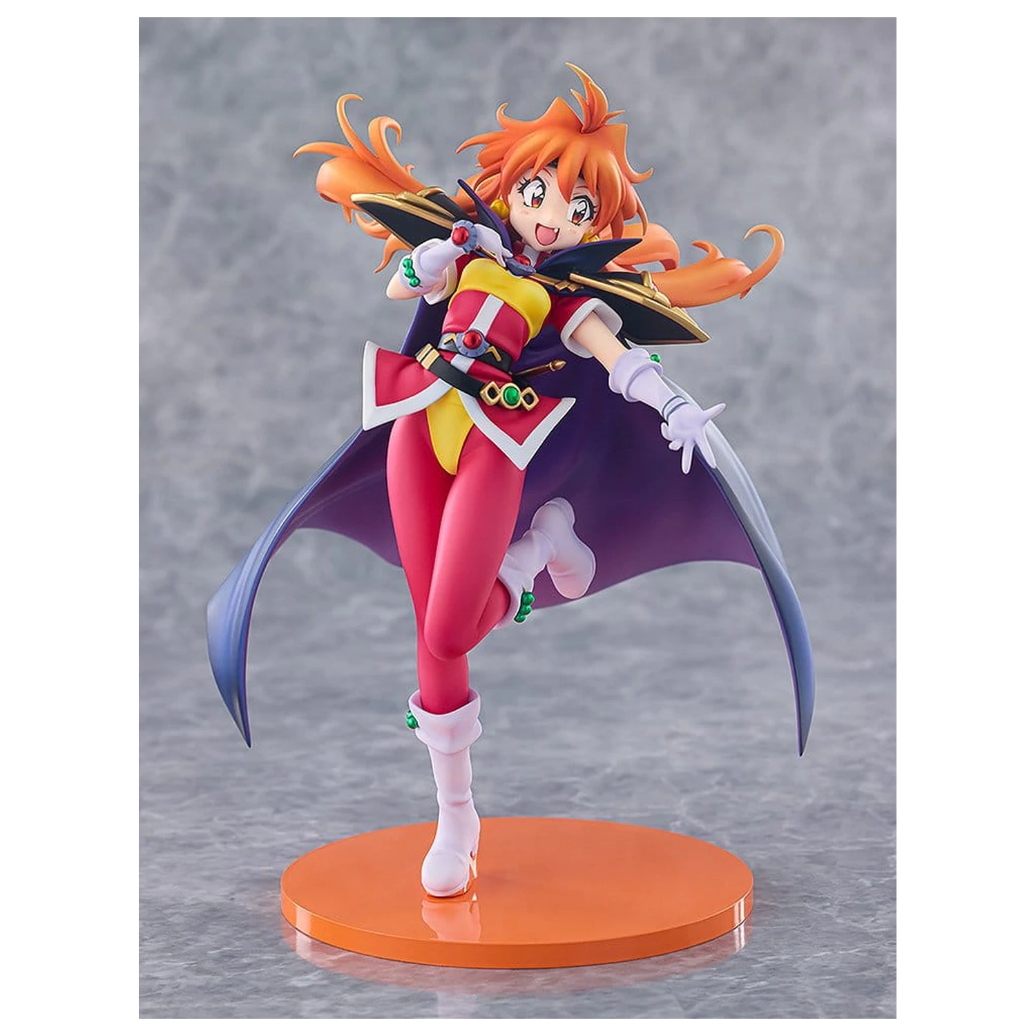 Slayers Lina Inverse Light Novel PVC figura 16 cm termékfotó