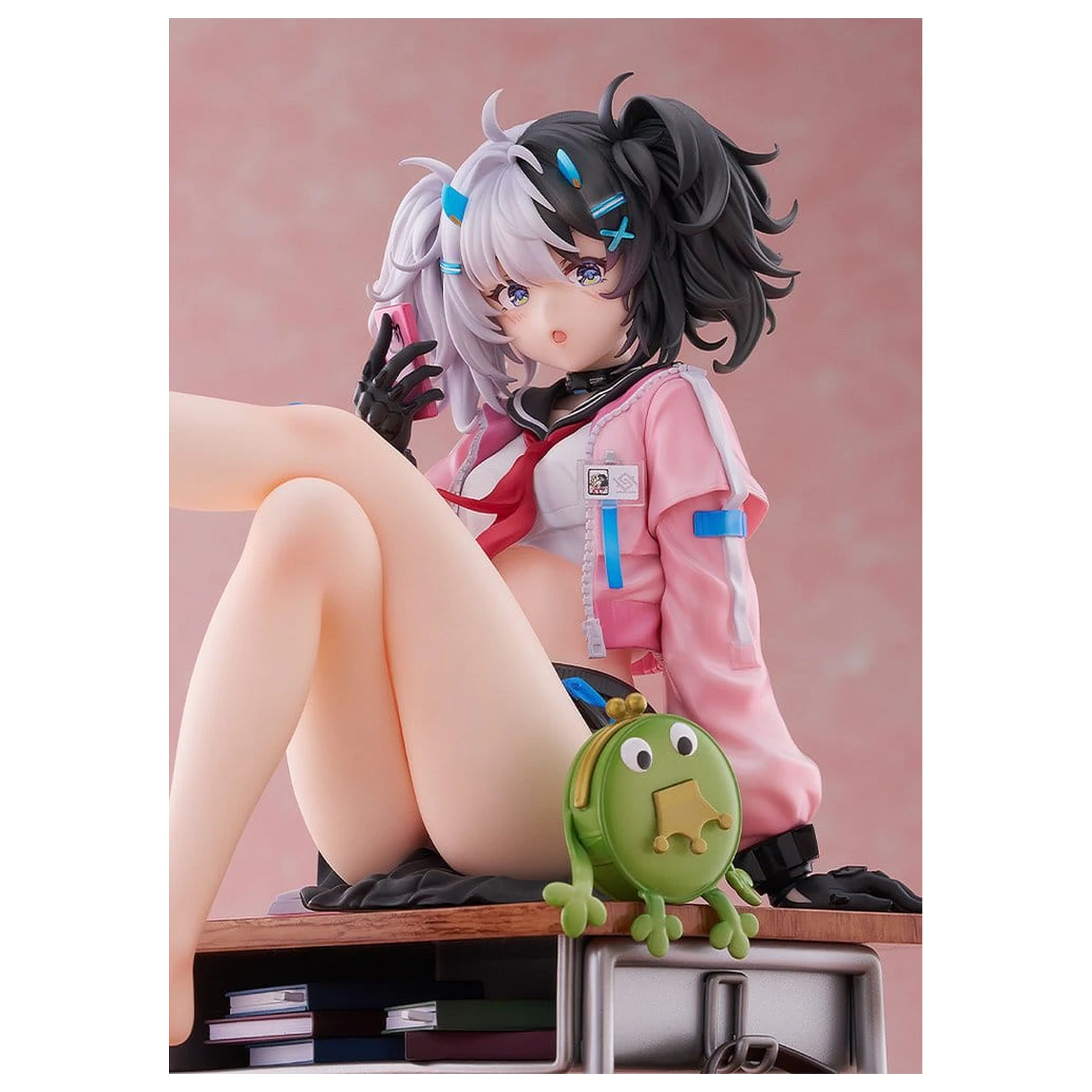 Snowbreak: Containment Zone 1/7 Eatchel - The Cub [Overdue Radiance] PVC figura 23 cm termékfotó