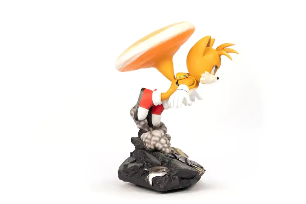 Sonic the Hedgehog 2 Tails Standoff szobor figura 32 cm termékfotó