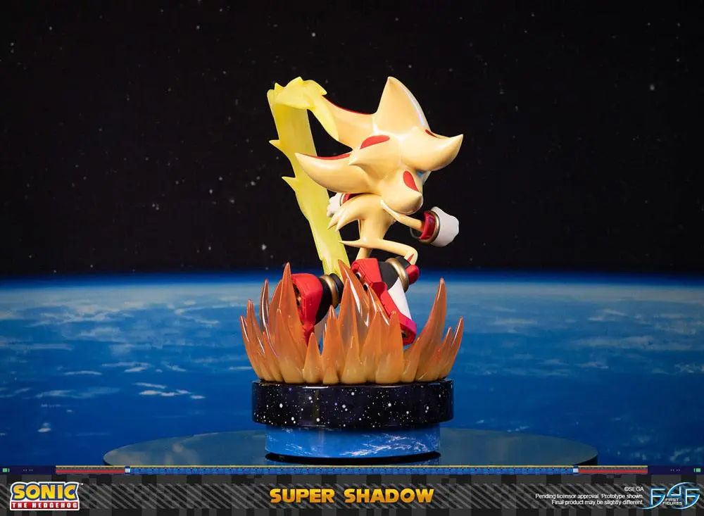 Sonic the Hedgehog Super Shadow szobor figura 50 cm termékfotó