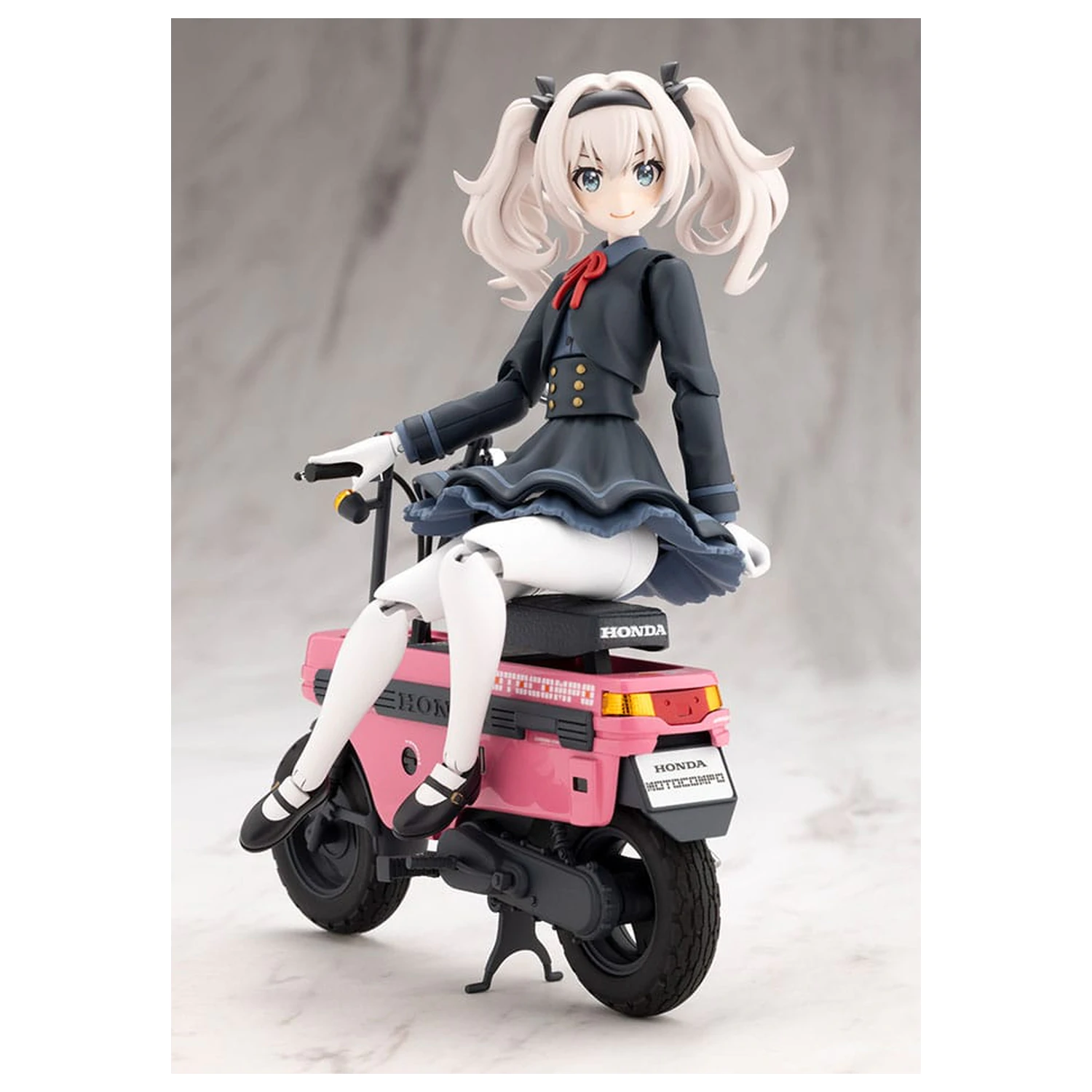 Sousai Shojo Teien 1/10 Emma Koishikawa Nocturne with Honda AB12 Motocompo Műanyag modell készlet 14 cm    termékfotó
