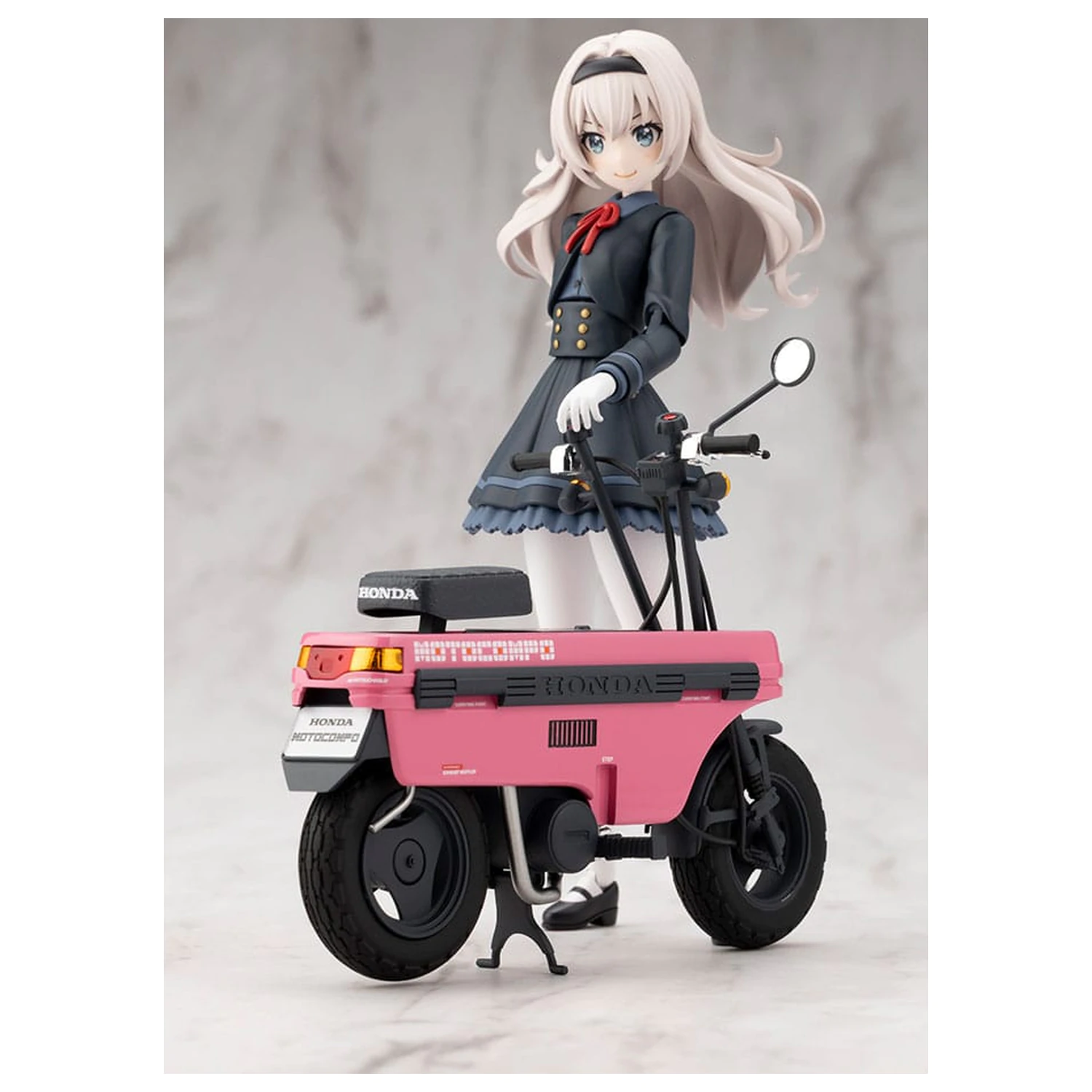 Sousai Shojo Teien 1/10 Emma Koishikawa Nocturne with Honda AB12 Motocompo Műanyag modell készlet 14 cm    termékfotó