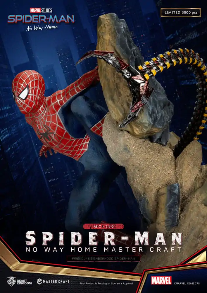 Spider-Man: No Way Home Master Craft Friendly Neighborhood Spider-Man szobor figura 36 cm termékfotó