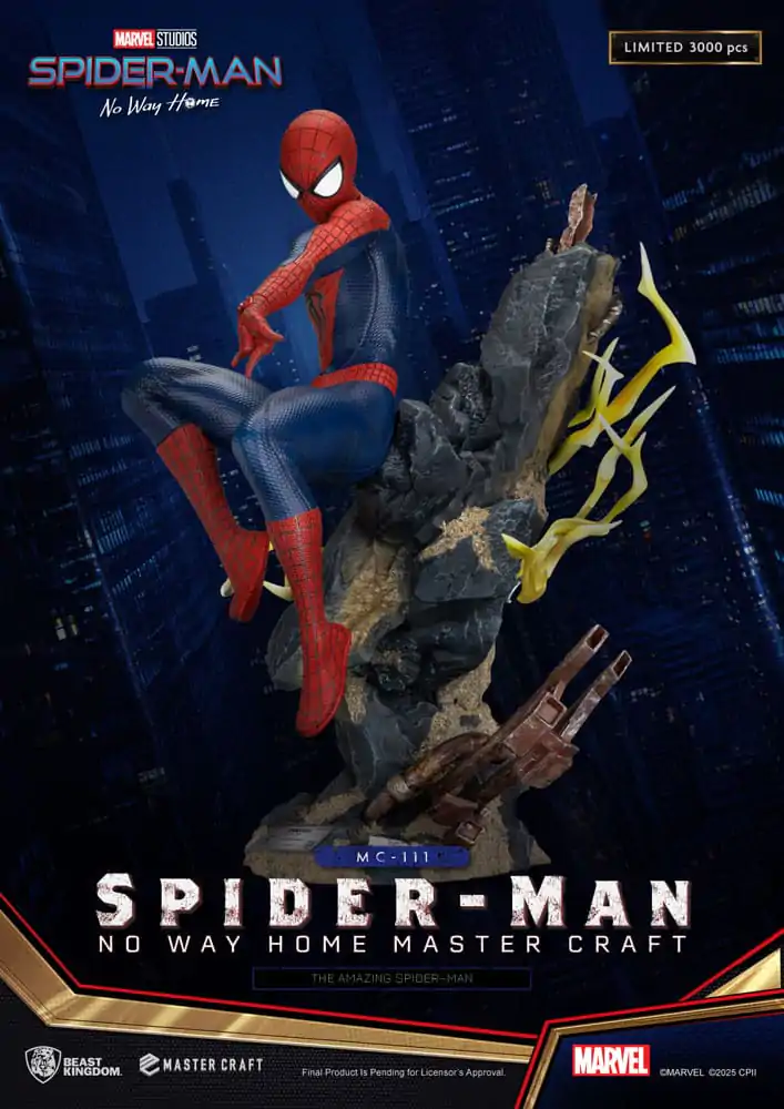 Spider-Man: No Way Home Master Craft The Amazing Spider-Man szobor figura 35 cm termékfotó
