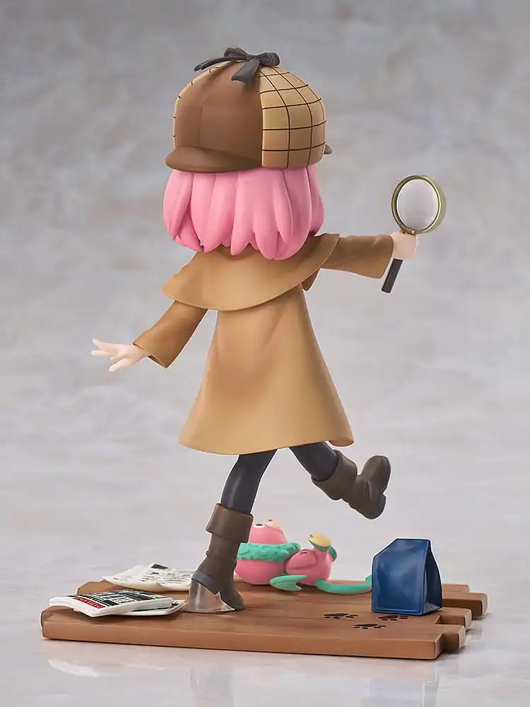 Spy x Family 1/7 Anya Forger: Detective Ver. PVC szobor figura 17 cm termékfotó