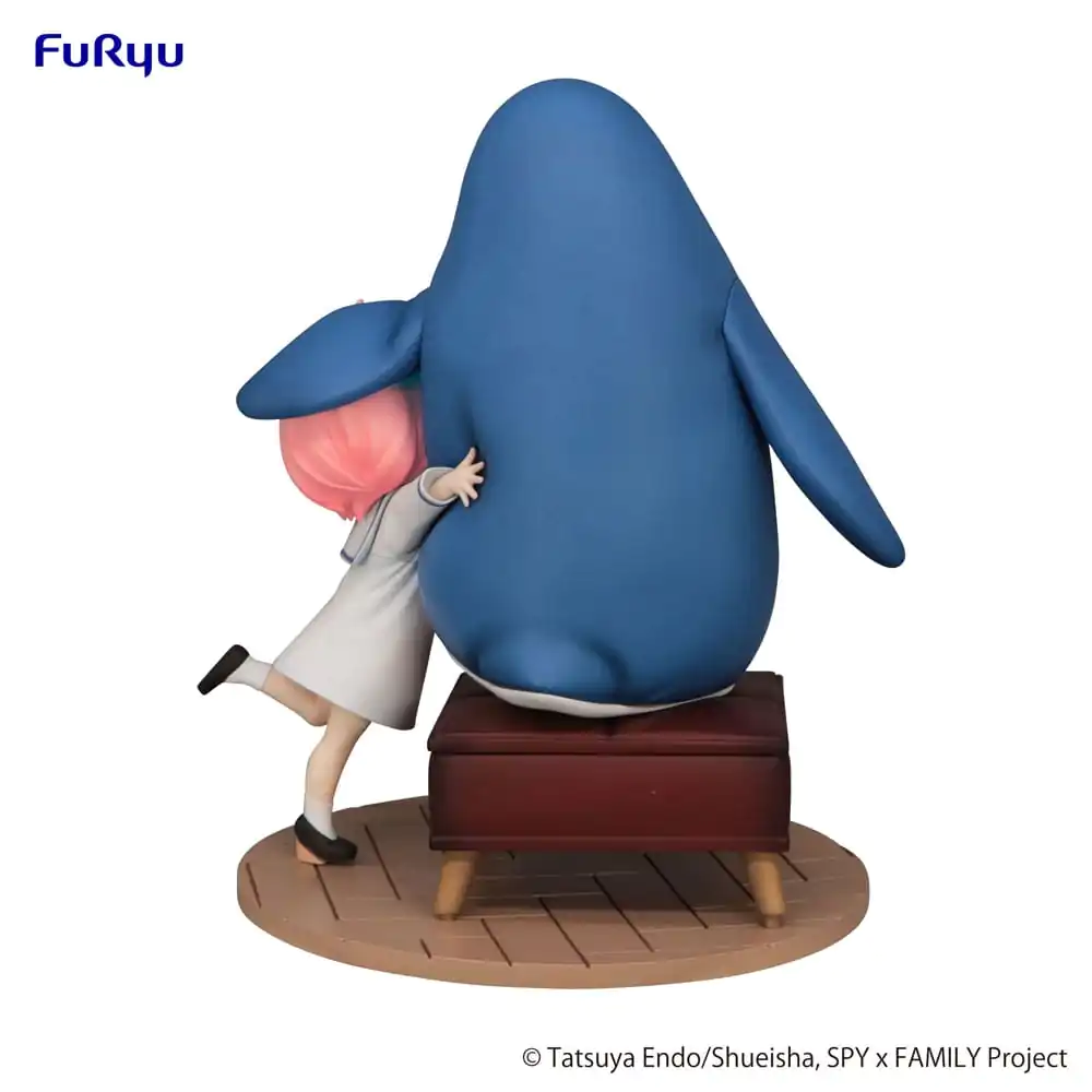 Spy x Family Exceed Creative Anya Forger with Penguin PVC szobor figura 19 cm termékfotó