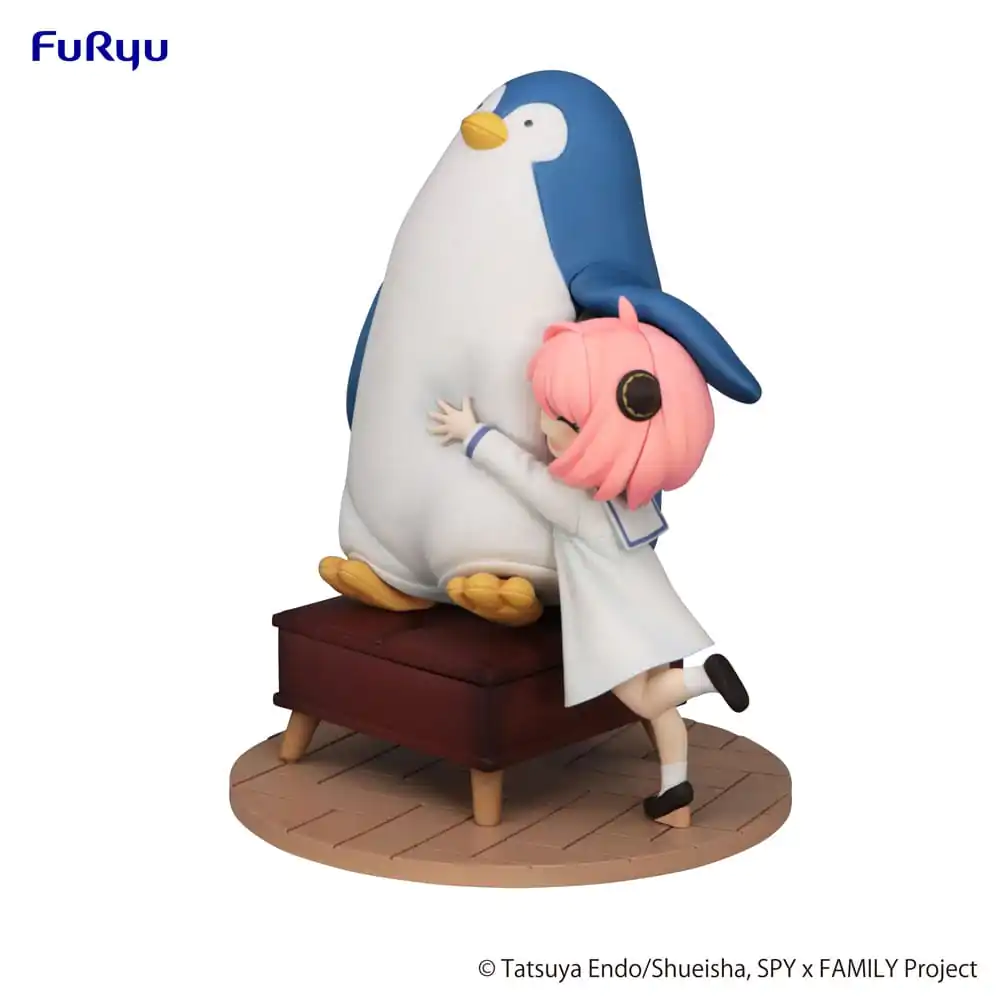 Spy x Family Exceed Creative Anya Forger with Penguin PVC szobor figura 19 cm termékfotó