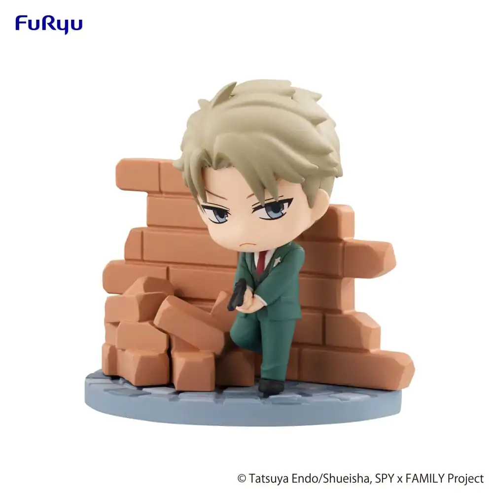 Spy x Family Hold figura Loid Forger PVC szobor figura 7 cm termékfotó