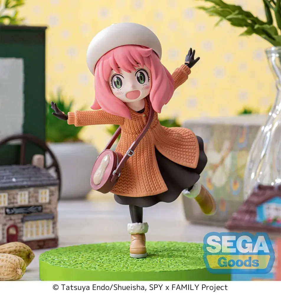 Spy x Family Luminasta Anya Forger Family Ooting PVC szobor figura 12 cm termékfotó