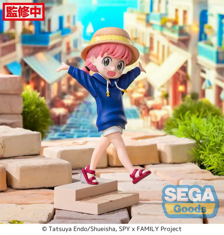 Spy x Family Luminasta Anya Forger Resort! PVC szobor figura 16 cm termékfotó