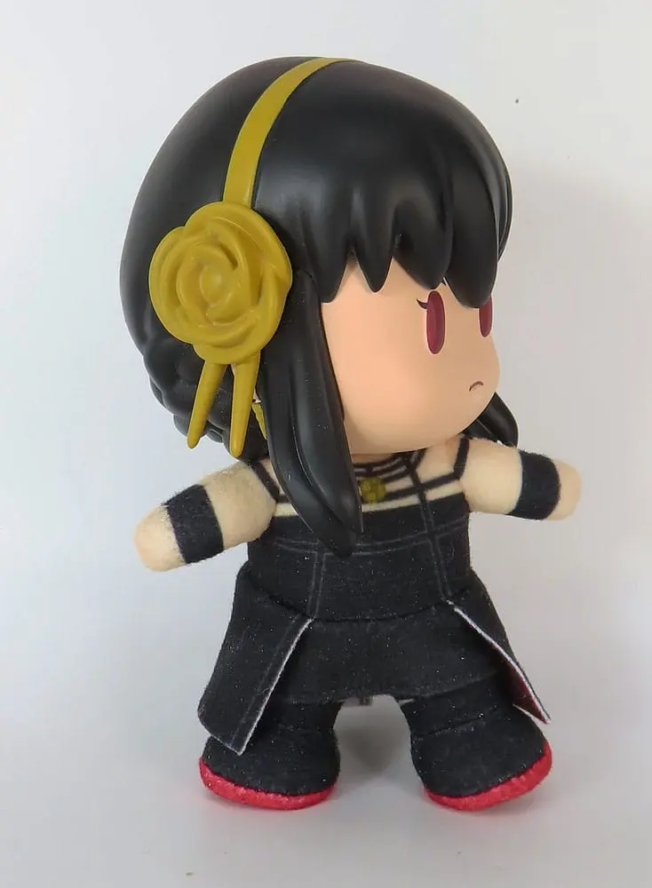 Spy x Family FigureKey Yor Forger Cool Movable plüss figura 11 cm termékfotó