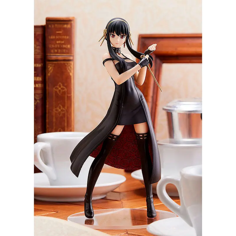 Spy x Family Yor Forger Pop up Parade figura 17cm termékfotó