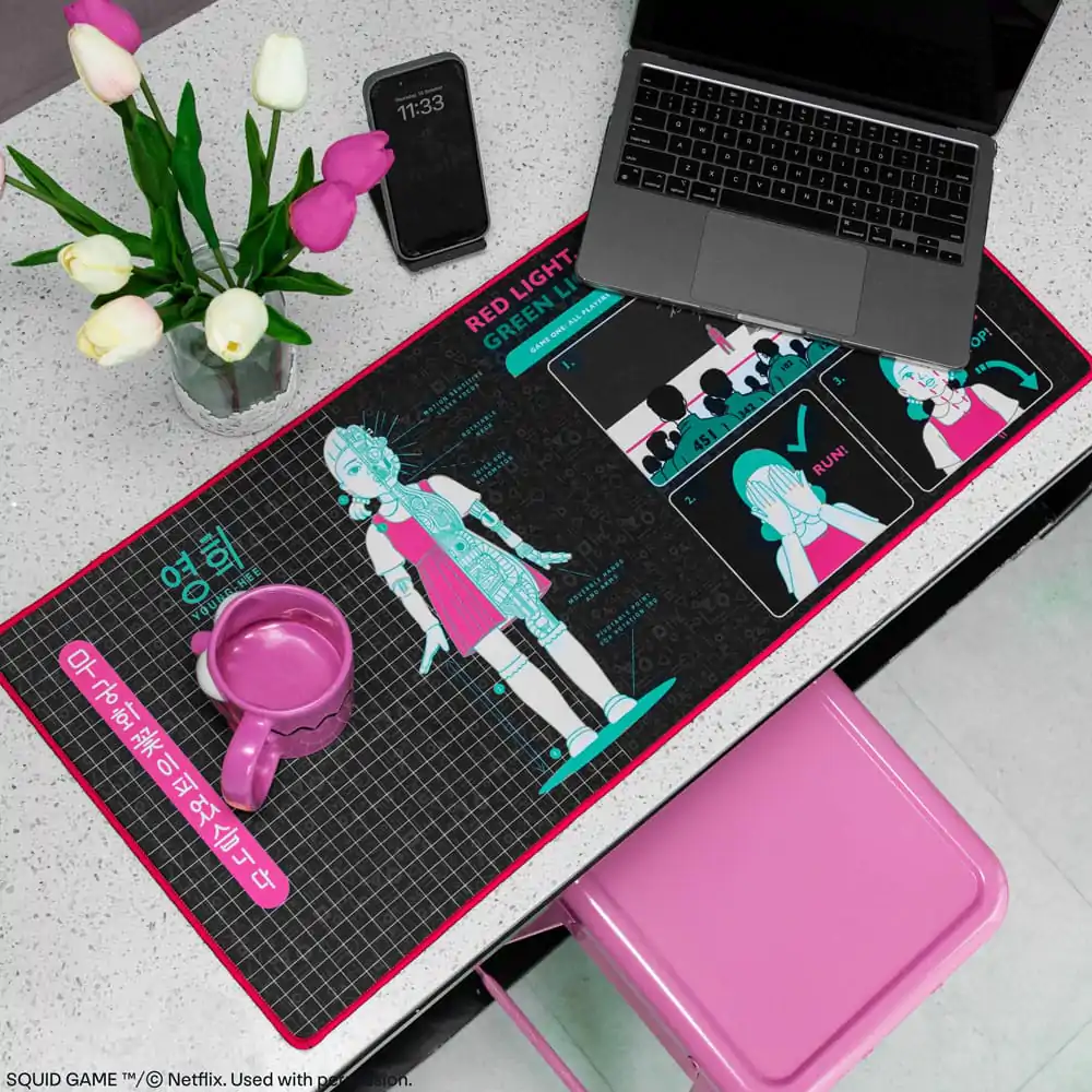 Squid Game Young-Hee Blue Print nagyméretű egérpad, asztali alátét termékfotó
