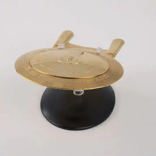 Star Trek: First Contact SP 18K Gold USS Enterprise NCC-1701-D Diecast Mini replika termékfotó