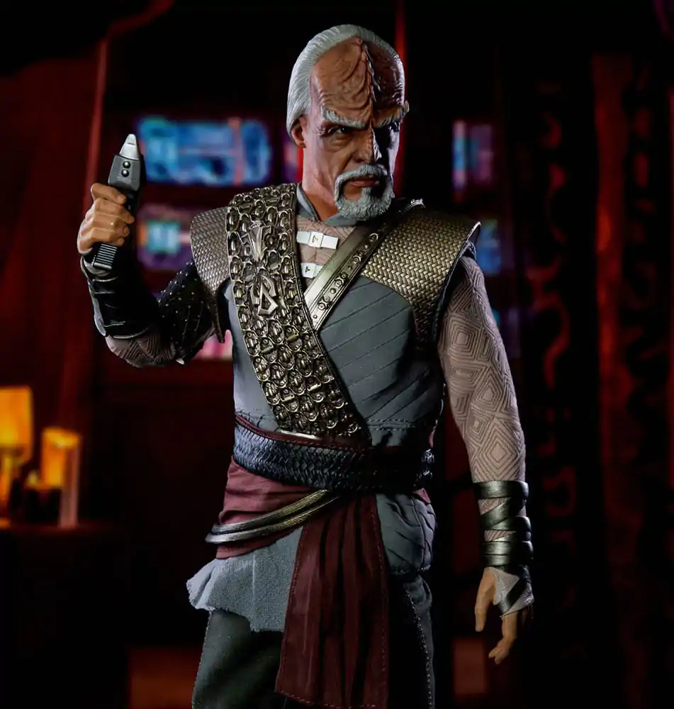 Star Trek: Picard 1/6 Worf akciófigura 30 cm termékfotó
