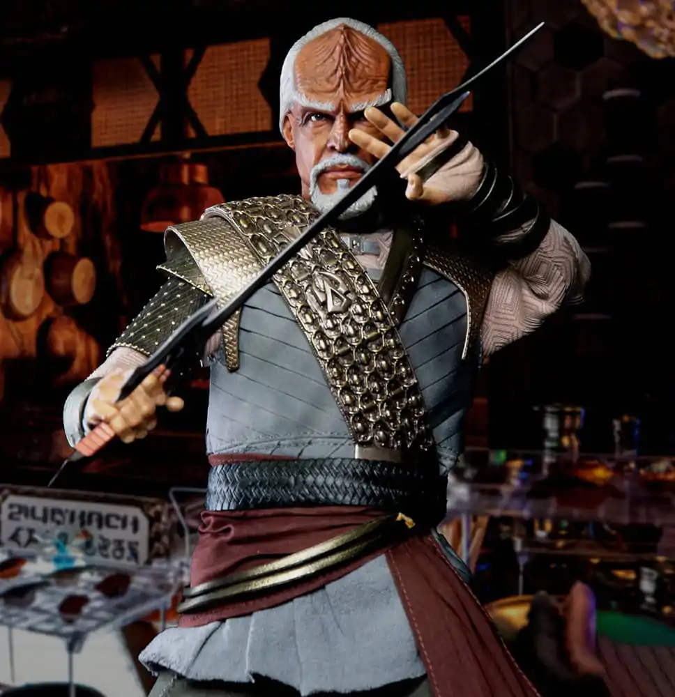Star Trek: Picard 1/6 Worf akciófigura 30 cm termékfotó