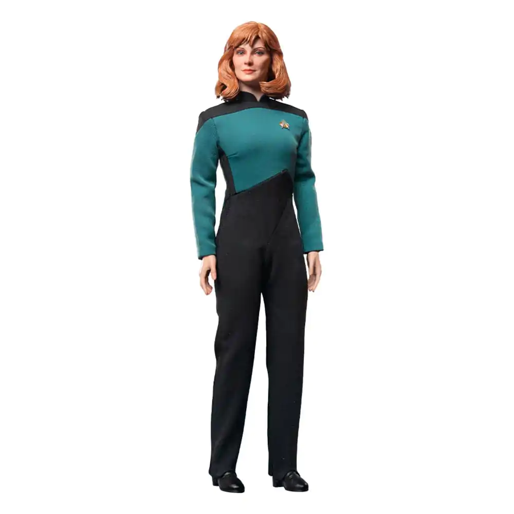 Star Trek: The Next Generation 1/6 Dr. Beverly Crusher (Essential Edition) akciófigura 27 cm termékfotó