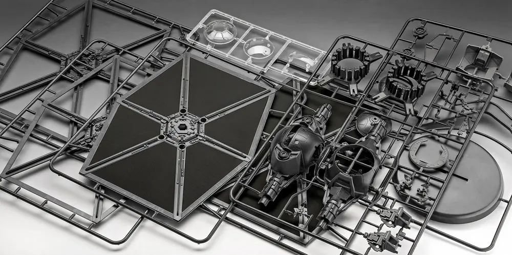 Star Wars 1/35 Special Forces TIE Fighter modell készlet 28 cm termékfotó