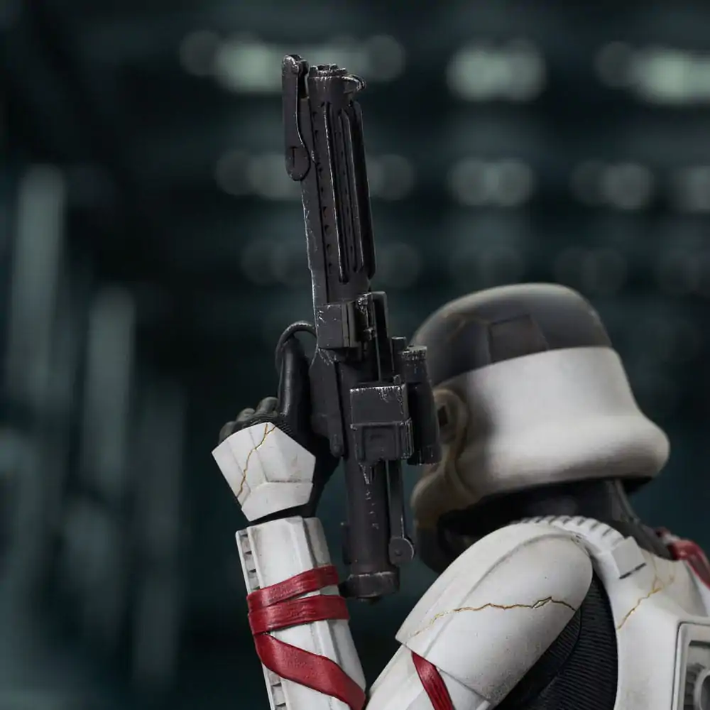 Star Wars: Ahsoka 1/6 Night Trooper mellszobor figura 15 cm termékfotó