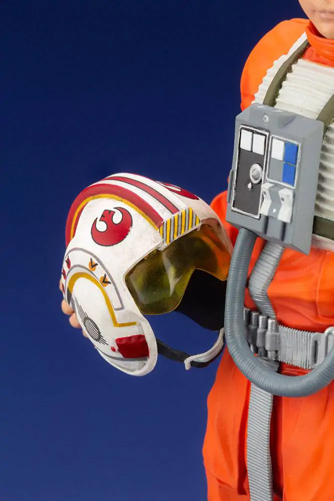 Star Wars ARTFX+ 1/10 Luke Skywalker X-Wing Pilot szobor figura 17 cm termékfotó