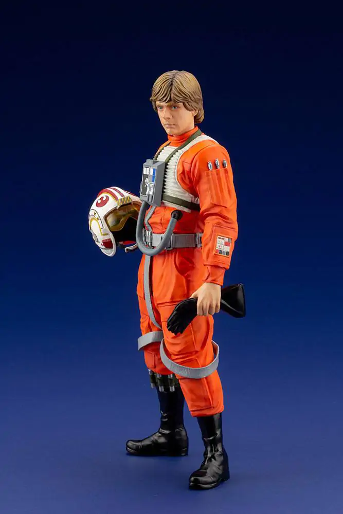 Star Wars ARTFX+ 1/10 Luke Skywalker X-Wing Pilot szobor figura 17 cm termékfotó