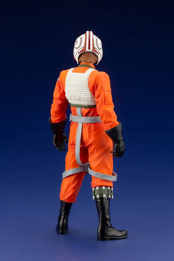 Star Wars ARTFX+ 1/10 Luke Skywalker X-Wing Pilot szobor figura 17 cm termékfotó