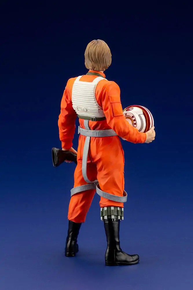 Star Wars ARTFX+ 1/10 Luke Skywalker X-Wing Pilot szobor figura 17 cm termékfotó