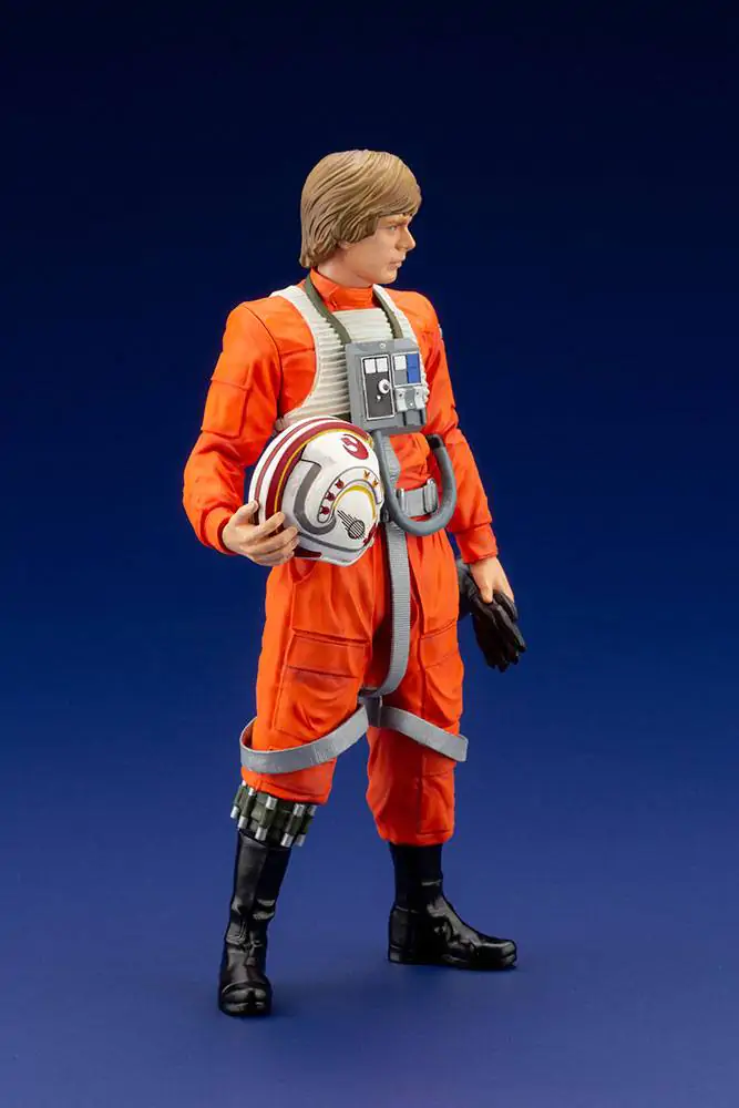 Star Wars ARTFX+ 1/10 Luke Skywalker X-Wing Pilot szobor figura 17 cm termékfotó