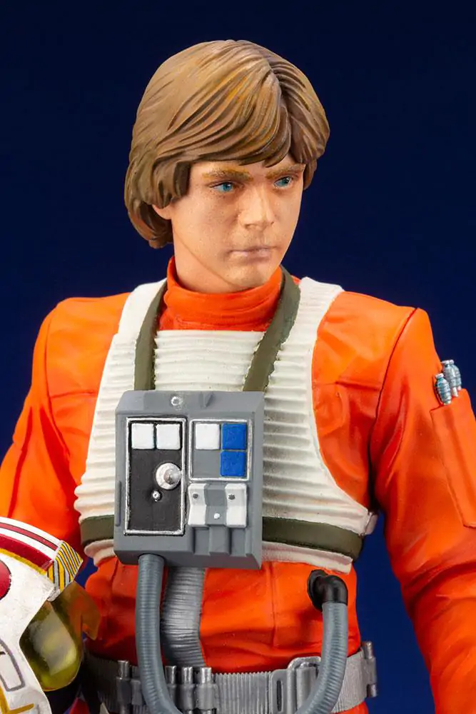 Star Wars ARTFX+ 1/10 Luke Skywalker X-Wing Pilot szobor figura 17 cm termékfotó