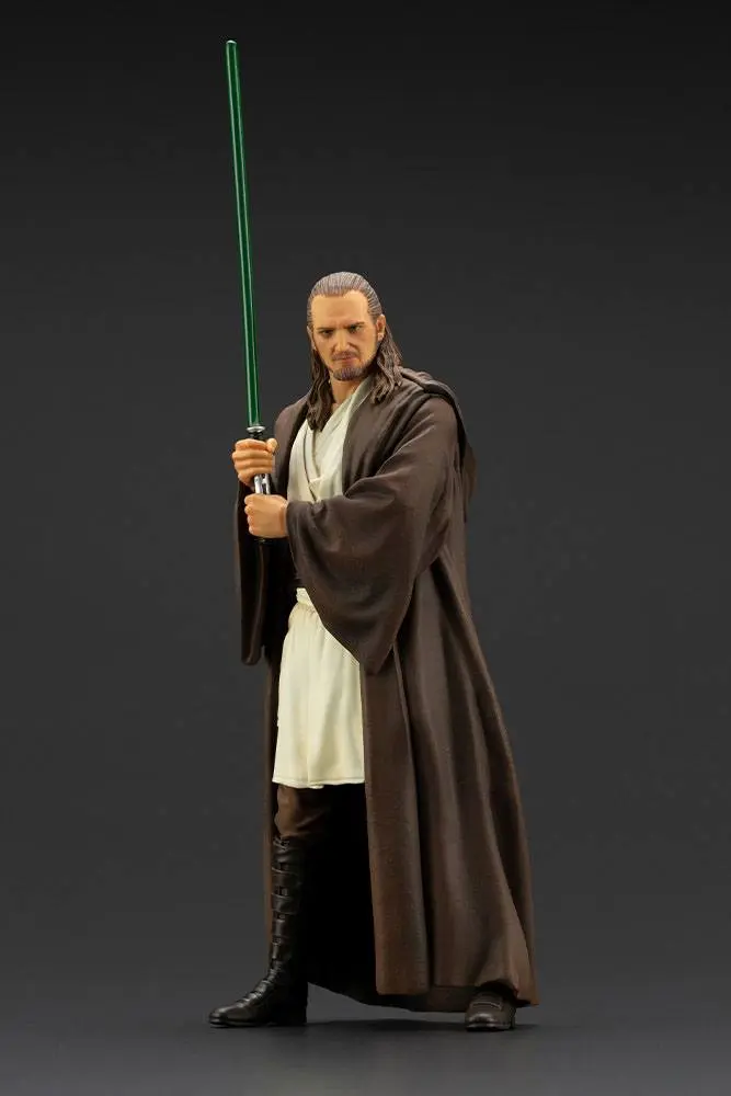 Star Wars Episode I ARTFX+ 1/10 Qui-Gon Jinn szobor figura 19 cm termékfotó
