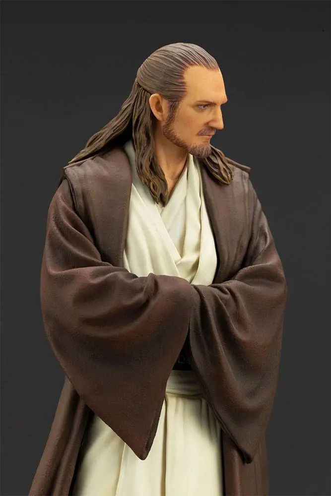 Star Wars Episode I ARTFX+ 1/10 Qui-Gon Jinn szobor figura 19 cm termékfotó