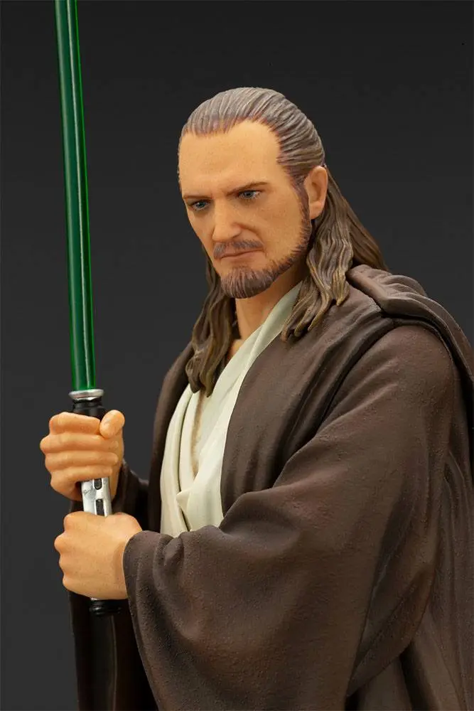 Star Wars Episode I ARTFX+ 1/10 Qui-Gon Jinn szobor figura 19 cm termékfotó