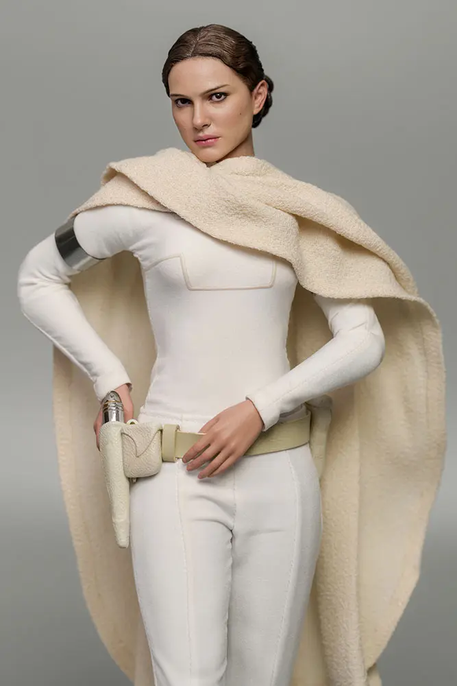 Star Wars: Episode II 1/6 Padmé Amidala akciófigura 27 cm termékfotó