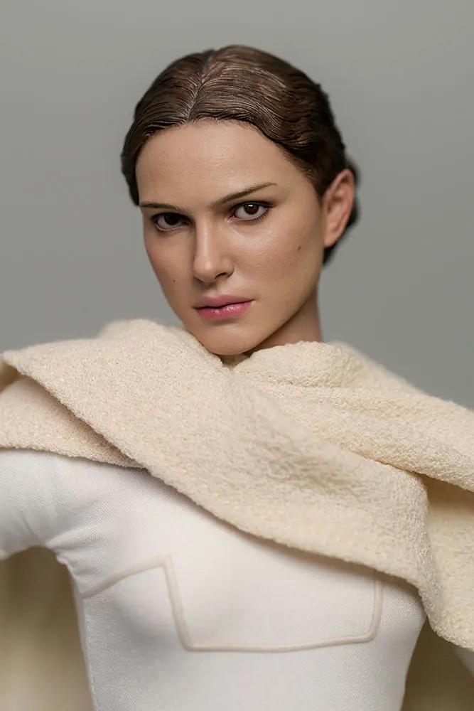 Star Wars: Episode II 1/6 Padmé Amidala akciófigura 27 cm termékfotó