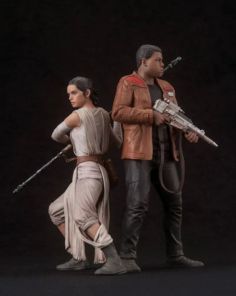 Star Wars Episode VII ARTFX+ Rey & Finn szobor figura  csomag 15 - 18 cm termékfotó