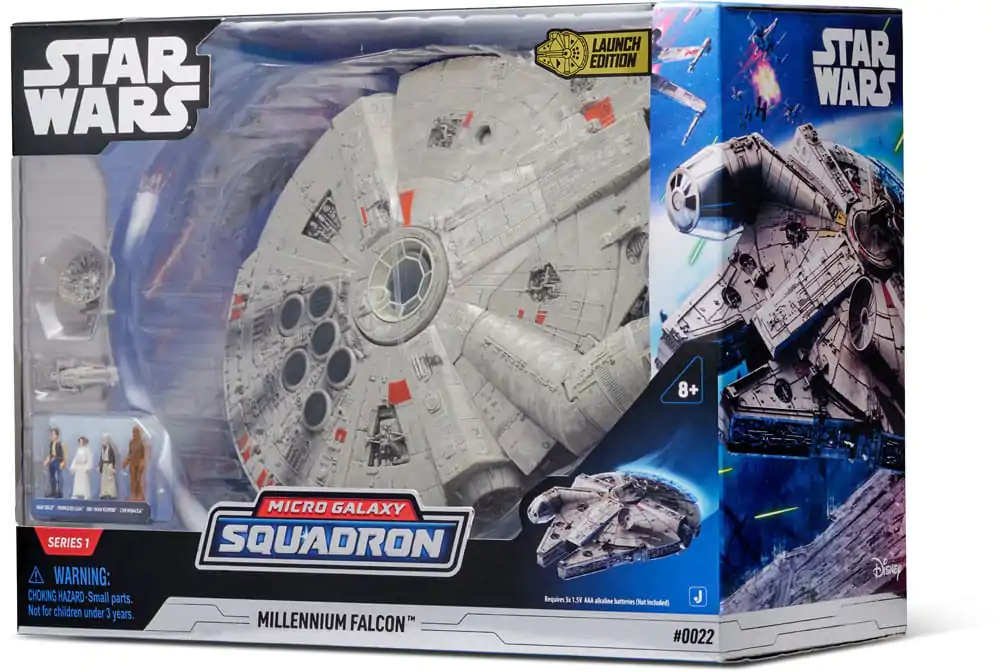 Star Wars Feature Millennium Falcon jármű és figura csomag 23 cm termékfotó